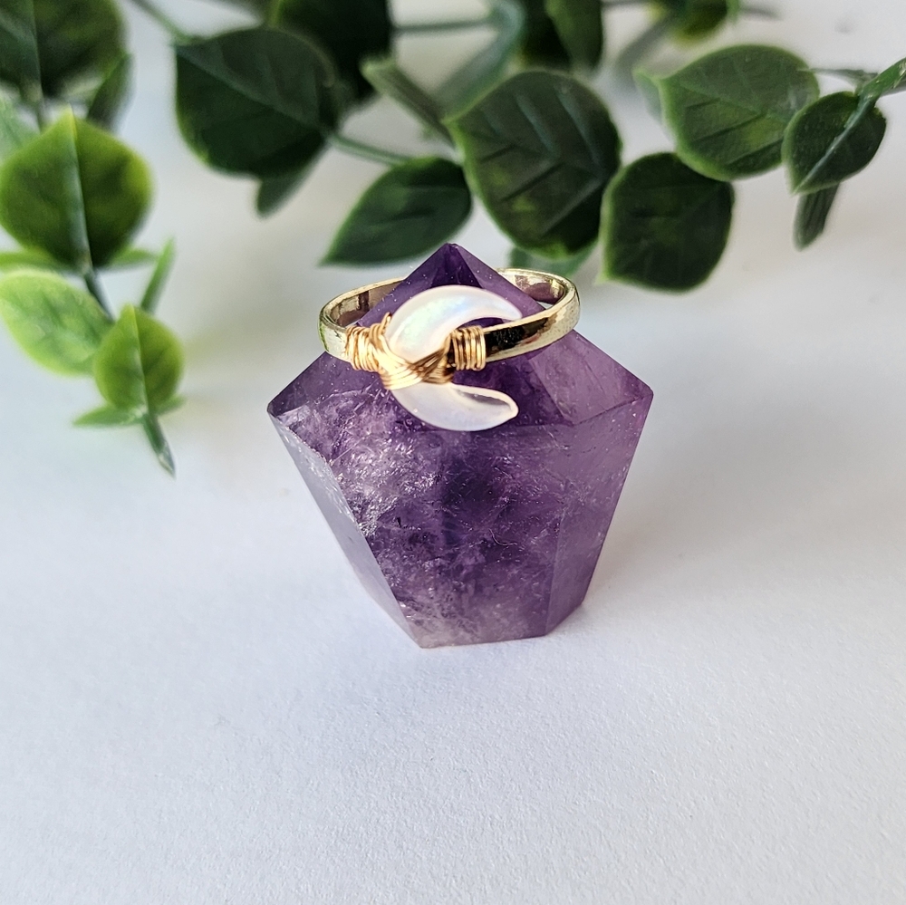 Crescent Moon 🌙 adjustable ring